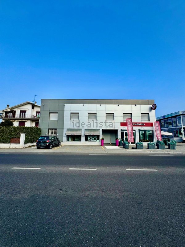 negozio in vendita a Quaregna Cerreto in zona Quaregna