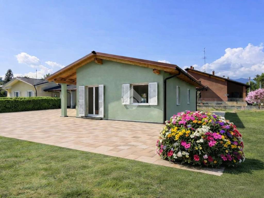 casa indipendente in vendita a Quaregna Cerreto