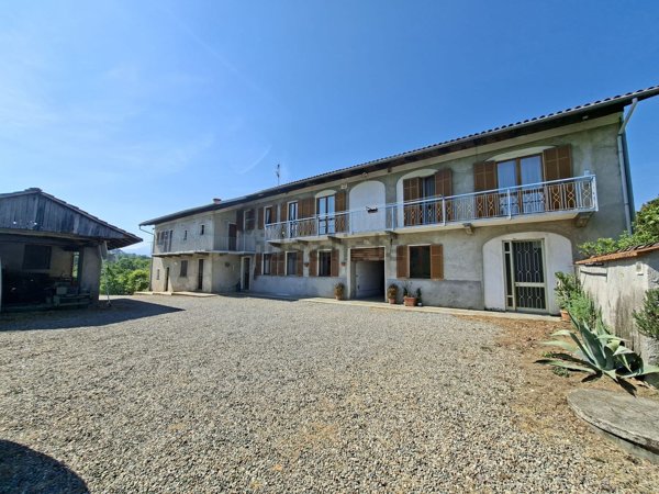 casa indipendente in vendita a Quaregna Cerreto