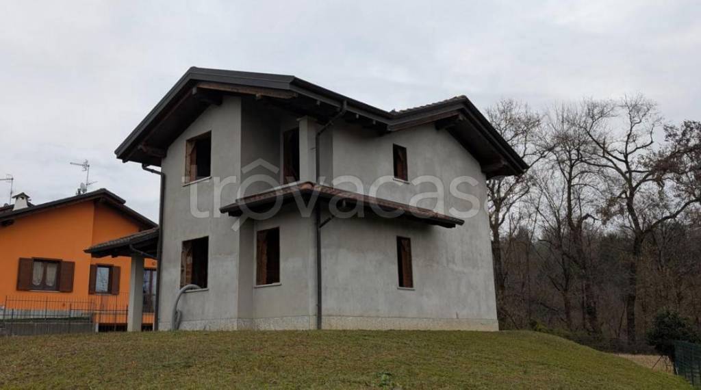 casa indipendente in vendita a Quaregna Cerreto