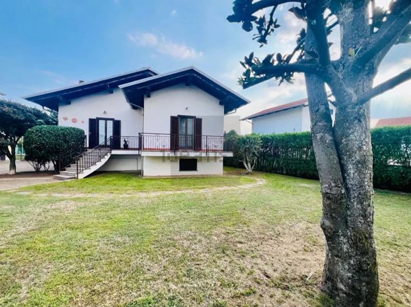 casa indipendente in vendita a Quaregna Cerreto in zona Quaregna
