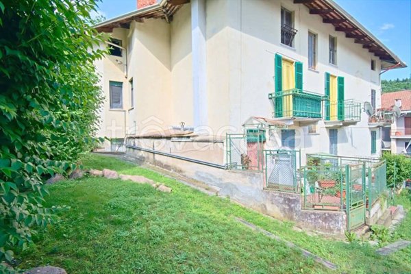 appartamento in vendita a Valdilana in zona Vico