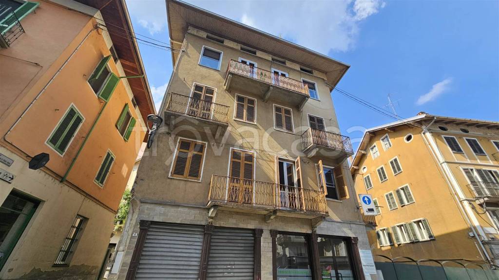 appartamento in vendita a Valdilana in zona Vico