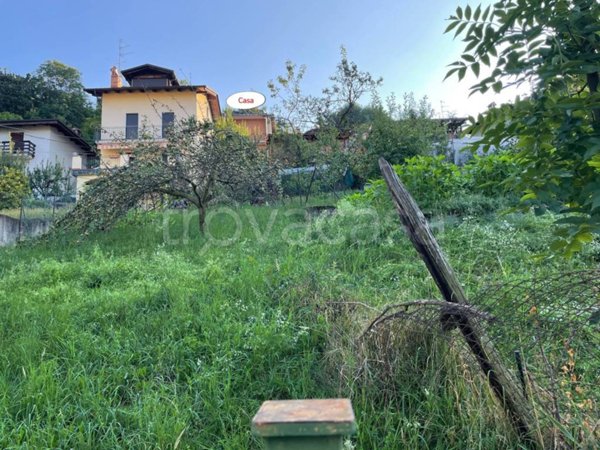 casa indipendente in vendita a Valdilana
