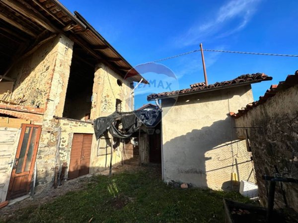 appartamento in vendita a Valdilana in zona Mosso