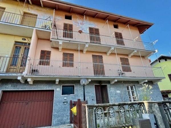 casa indipendente in vendita a Valdilana in zona Vico
