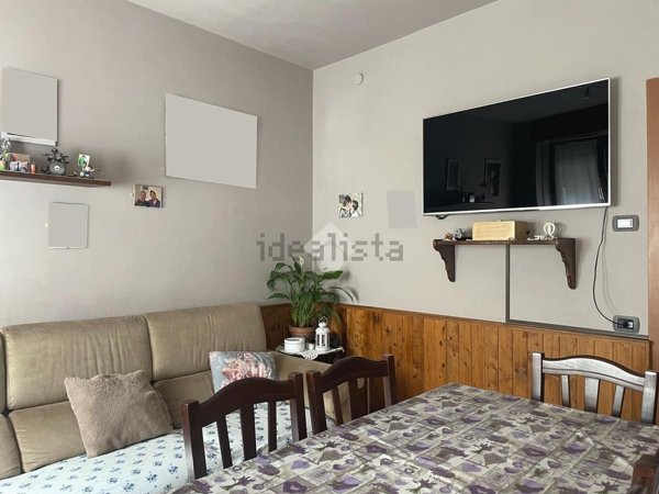casa indipendente in vendita a Valdilana
