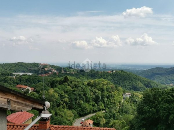 casa indipendente in vendita a Valdilana in zona Vico