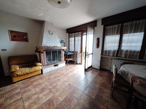 appartamento in vendita a Valdilana in zona Mosso