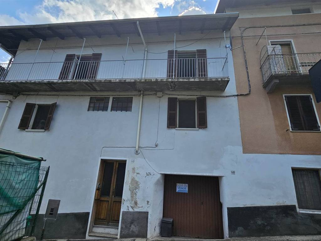 casa semindipendente in vendita a Valdilana in zona Mosso
