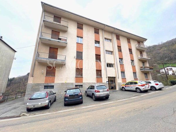 appartamento in vendita a Valdilana in zona Pistolesa