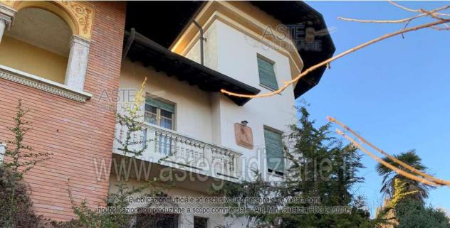 casa indipendente in vendita a Valdilana in zona Mosso