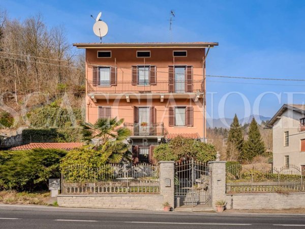casa indipendente in vendita a Valdilana in zona Ponzone