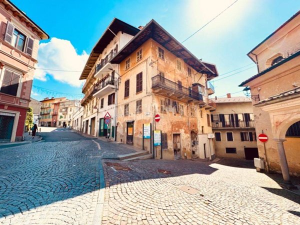 casa indipendente in vendita a Valdilana in zona Mosso