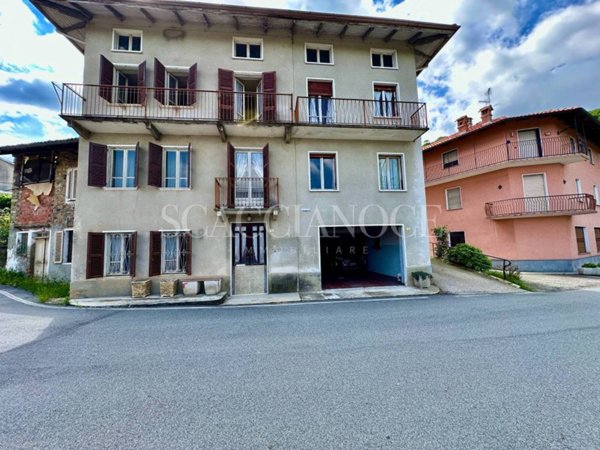 casa indipendente in vendita a Valdilana in zona Mosso
