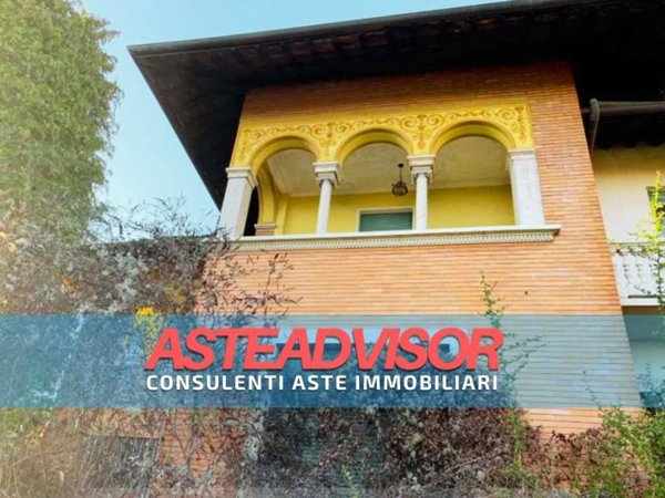 casa indipendente in vendita a Valdilana in zona Vico