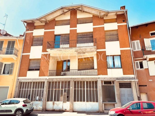 casa indipendente in vendita a Valdilana in zona Trivero