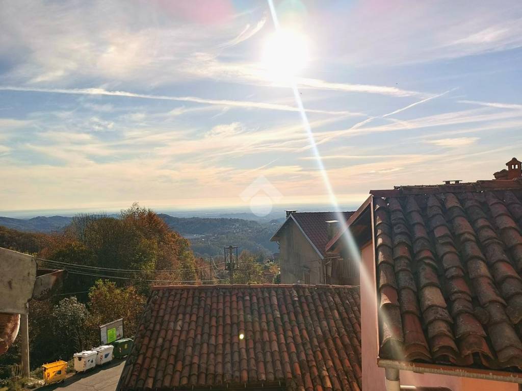 casa indipendente in vendita a Valdilana in zona Mosso