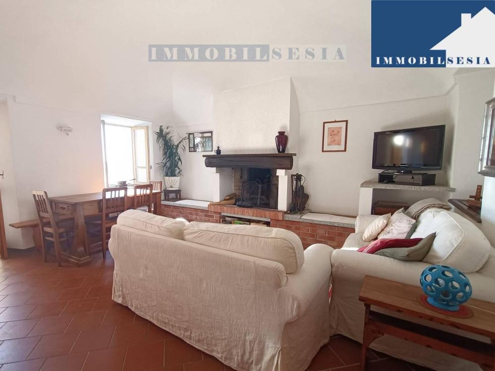 casa semindipendente in vendita a Valdilana in zona Vico