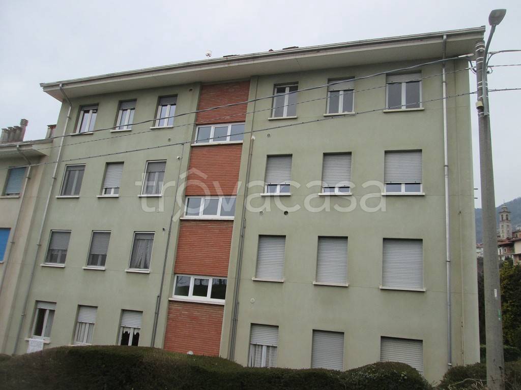 appartamento in vendita a Valdilana in zona Oro