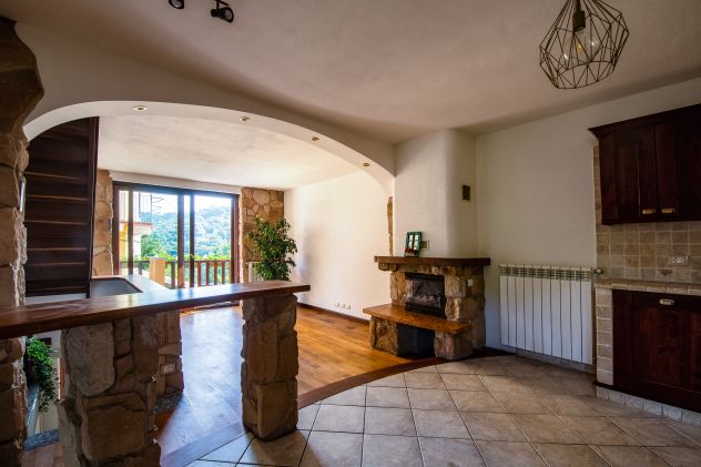 casa indipendente in vendita a Valdilana in zona Vico