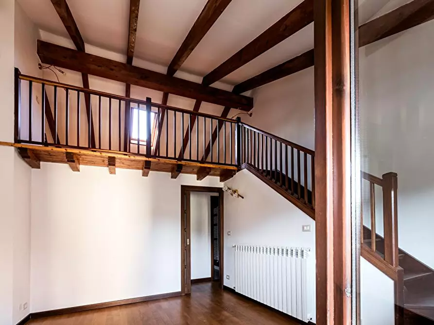 casa indipendente in vendita a Valdilana