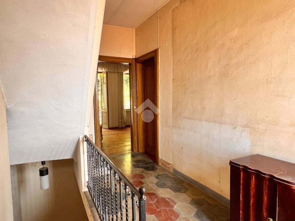 casa indipendente in vendita a Valdilana in zona Trivero