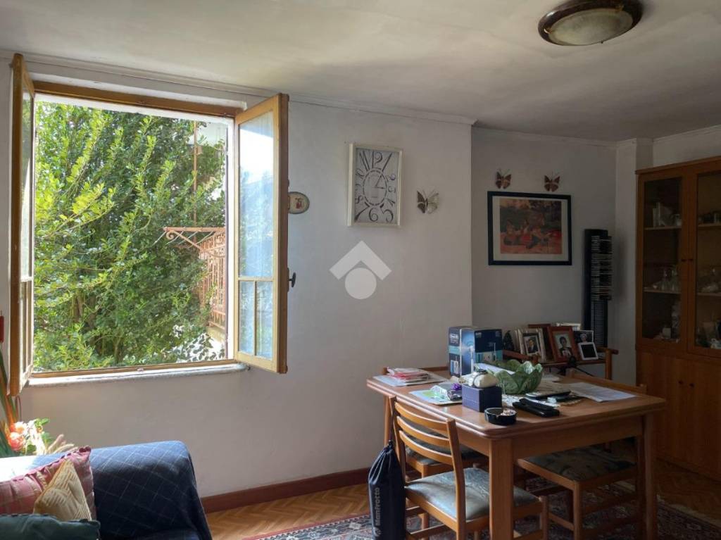 casa indipendente in vendita a Valdilana