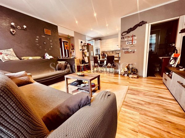 casa indipendente in vendita a Valdilana in zona Oro