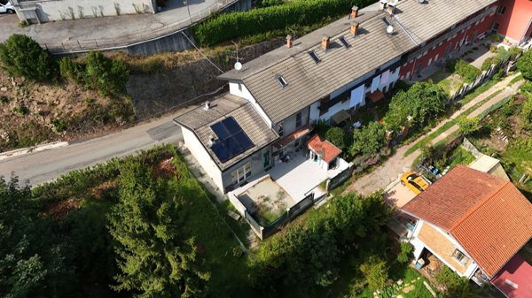 casa semindipendente in vendita a Valdilana
