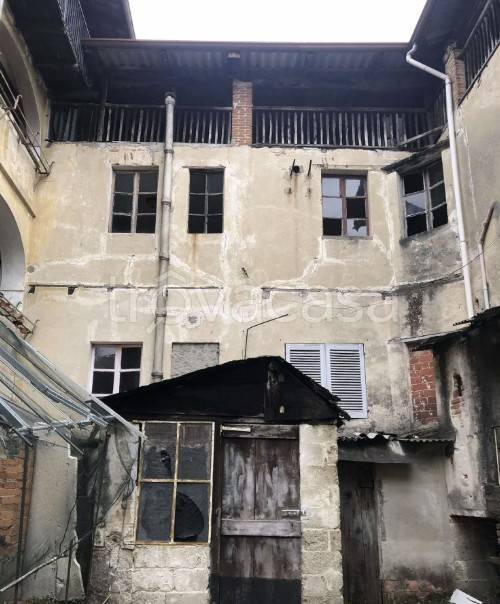 casa indipendente in vendita a Valdilana in zona Vico