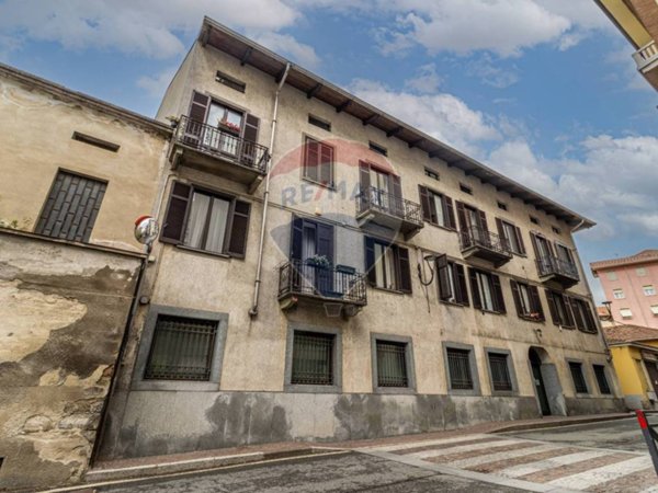 negozio in vendita a Valdilana in zona Valle Mosso