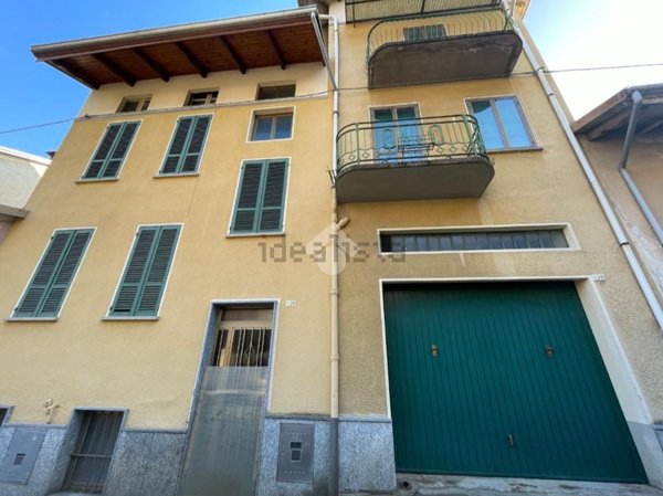 casa indipendente in vendita a Valdilana