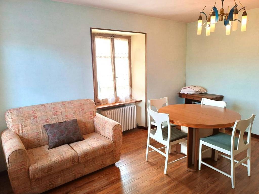 appartamento in vendita a Valdilana in zona Vico