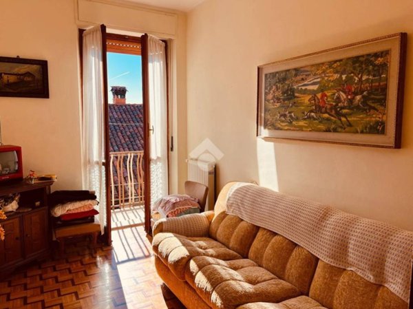appartamento in vendita a Valdilana in zona Lora