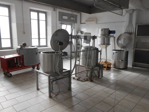 locale di sgombero in vendita a Valdilana