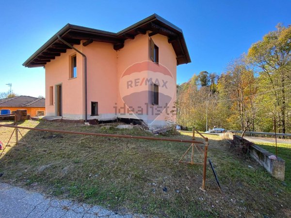 appartamento in vendita a Valdilana in zona Mazzucco