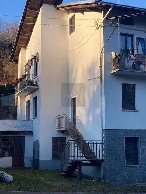 appartamento in vendita a Valdilana in zona Polto