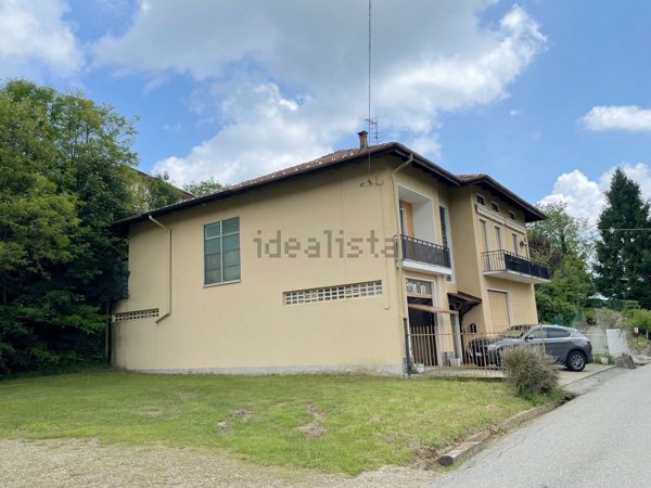 casa indipendente in vendita a Valdilana