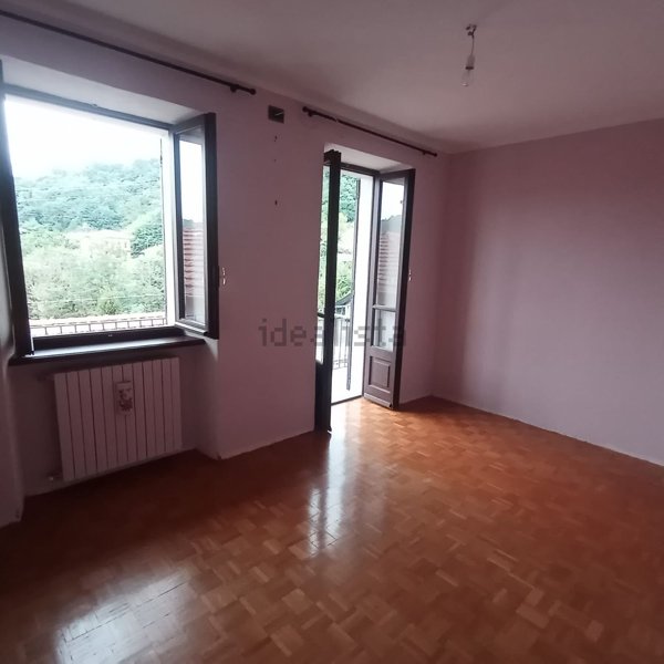 pentavano in vendita a Valdilana in zona Vico