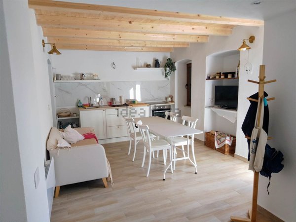 casa semindipendente in vendita a Valdilana in zona Vico