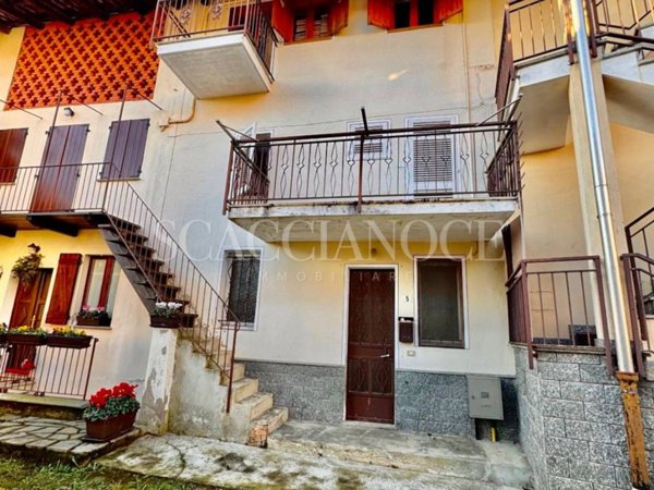 casa indipendente in vendita a Valdilana in zona Mosso