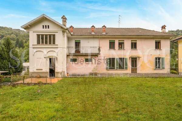 casa indipendente in vendita a Valdilana in zona Ponzone
