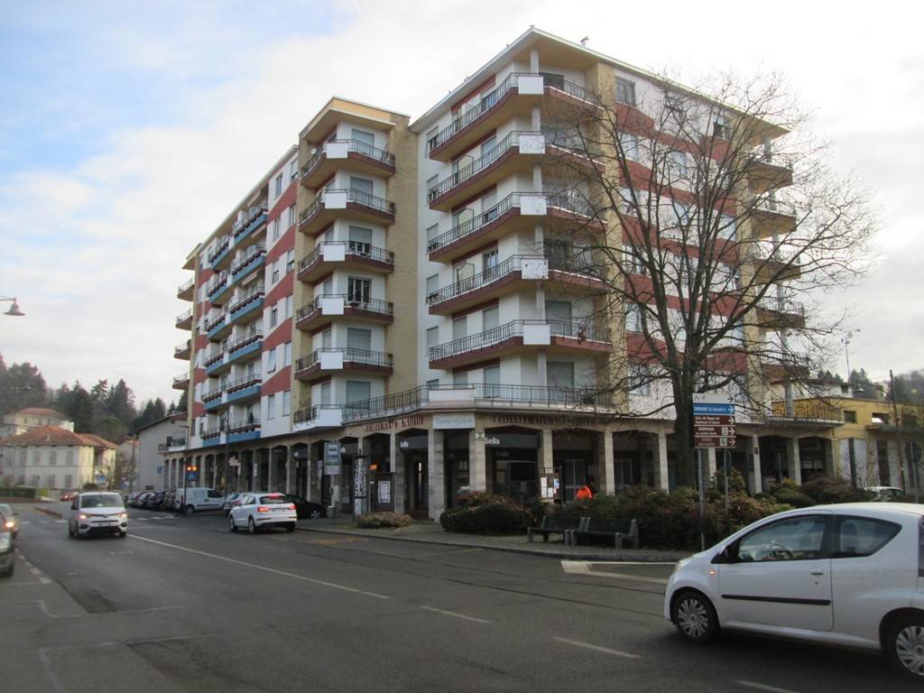 appartamento in vendita a Valdilana in zona Ponzone