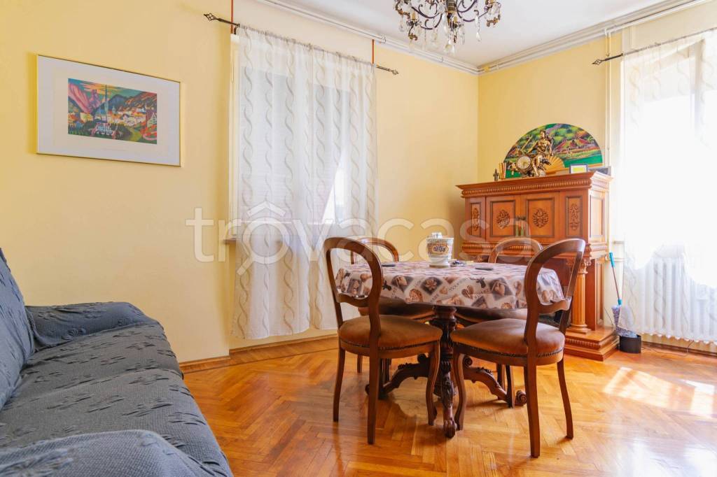 appartamento in vendita a Valdilana in zona Vico