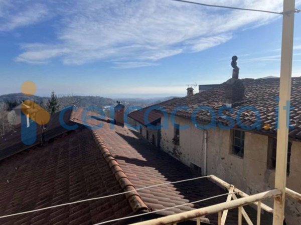 casa indipendente in vendita a Valdilana in zona Bulliana