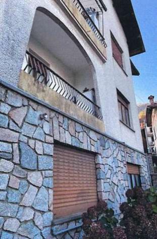 appartamento in vendita a Valdilana in zona Roveglio