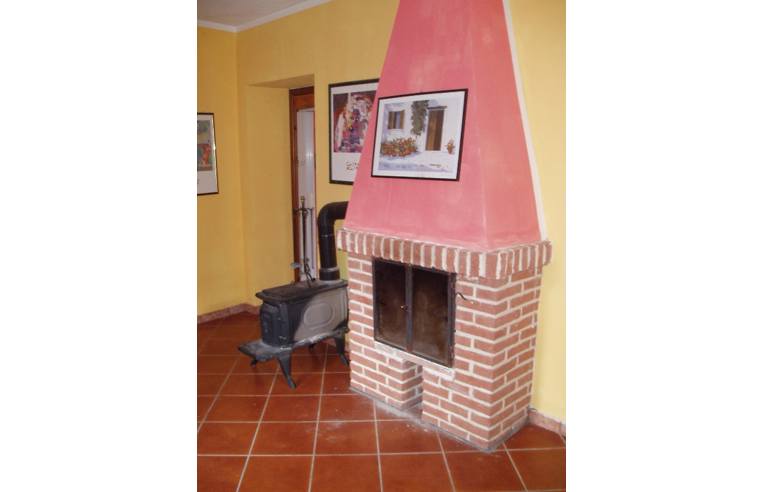 baita in vendita a Valdilana in zona Soprana