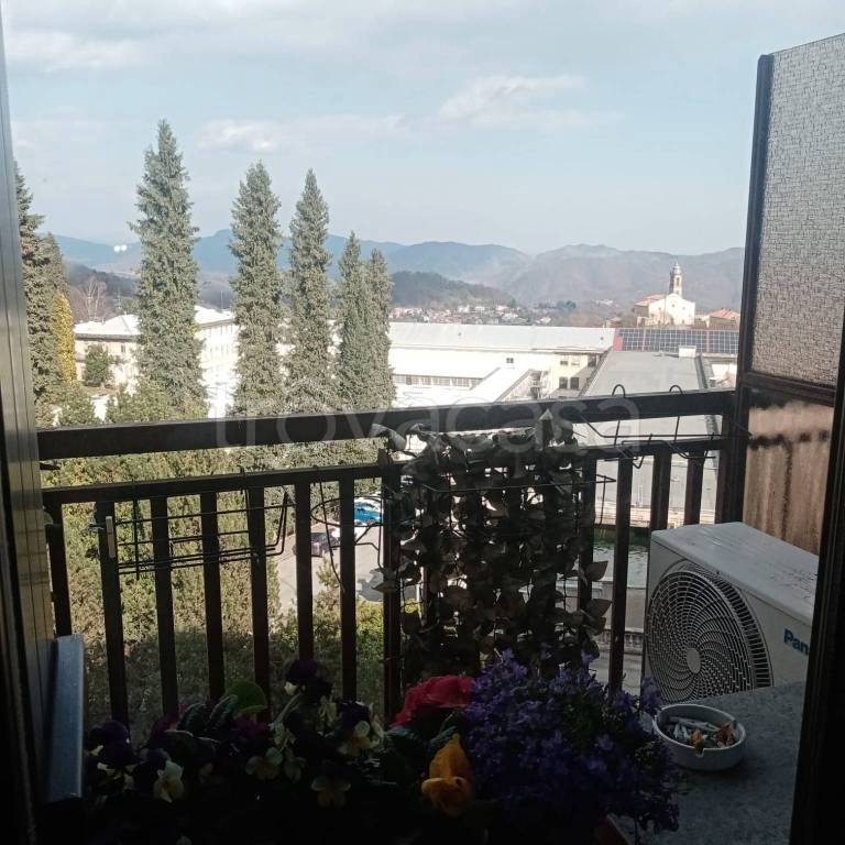 appartamento in vendita a Valdilana in zona Vico