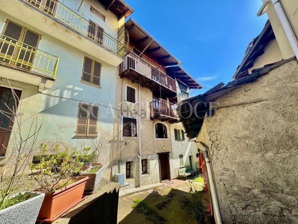 casa indipendente in vendita a Valdilana